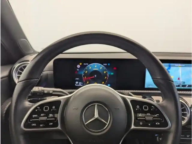 Mercedes Classe A 160 style line — photo 16