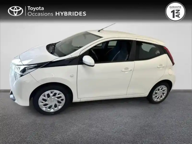 Toyota Aygo 1.0 vvt-i 72ch x-play 5p my20 — photo 3
