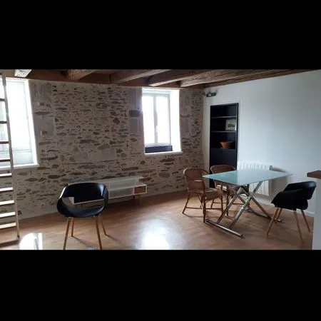 Studio bis à louer meublé hypercentre Nantes
