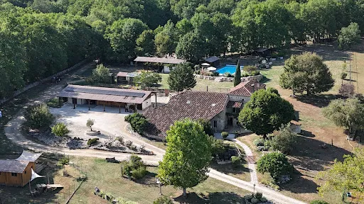 Maison 8 pièces 198 m²