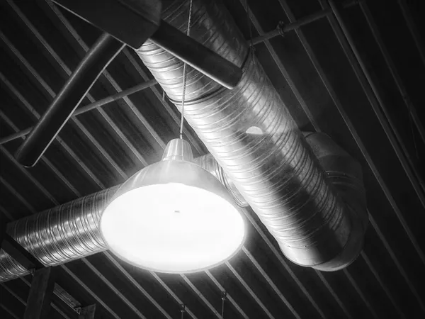 Acheter un loft d'exception : codes, transformation et valorisation d'un volume atypique