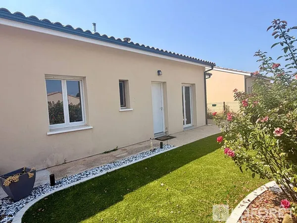 Maison de plain-pied 3 pièces 67 m²