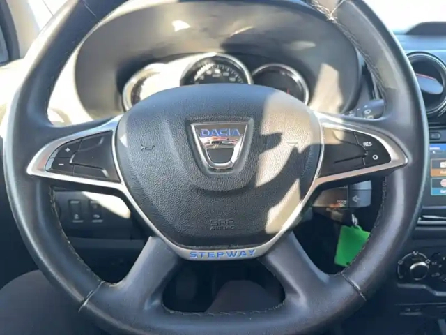 Dacia Lodgy blue dci 115 5 places — photo 30