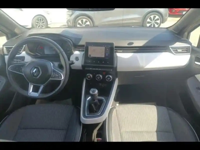 Renault Clio 1.0 tce 90ch techno — photo 9