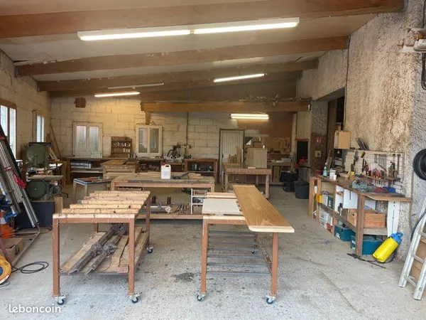 Location atelier ebenisterie
