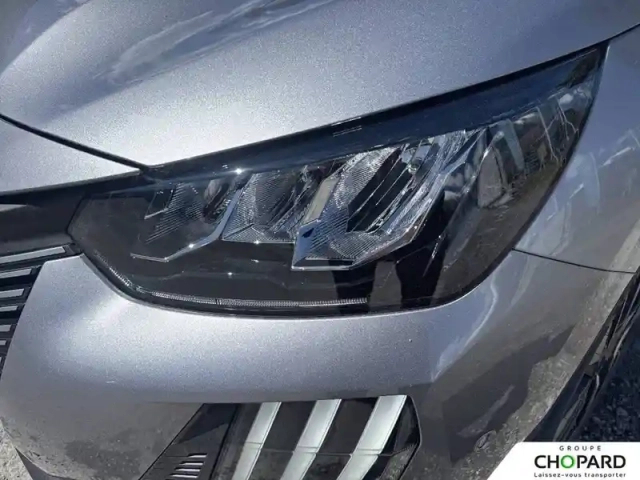 Peugeot 208 100 s&amp;s bvm6 — photo 22