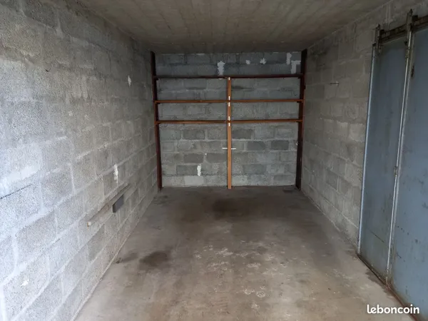 Garage à vendre à Caluire