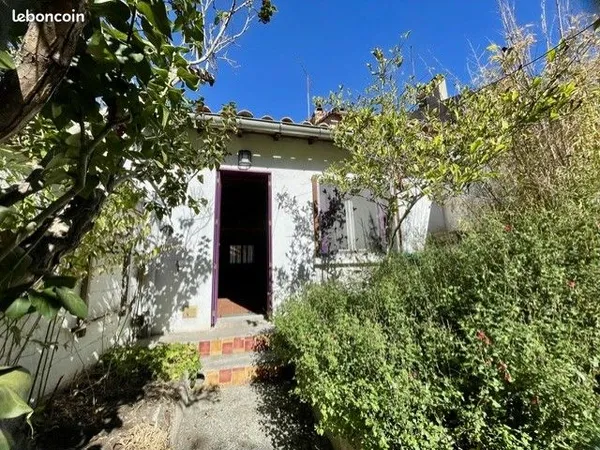 Ensemble immobilier composé de 2 maisons individuelles