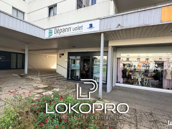 Local commercial 32 m² Cholet