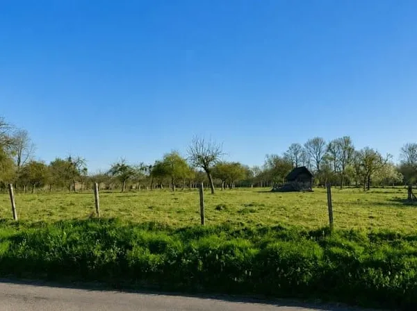 Terrain 2284 m²