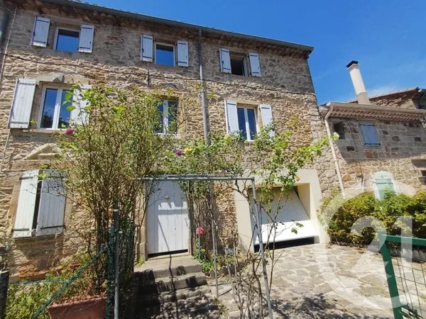 Maison 3 pièces 302 m²
