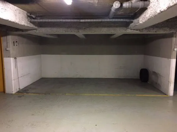 Parking 4 m²