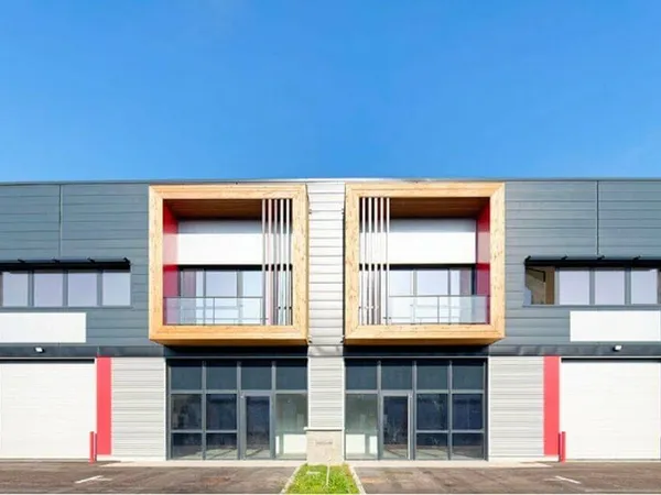 Local d'activité 375 m²