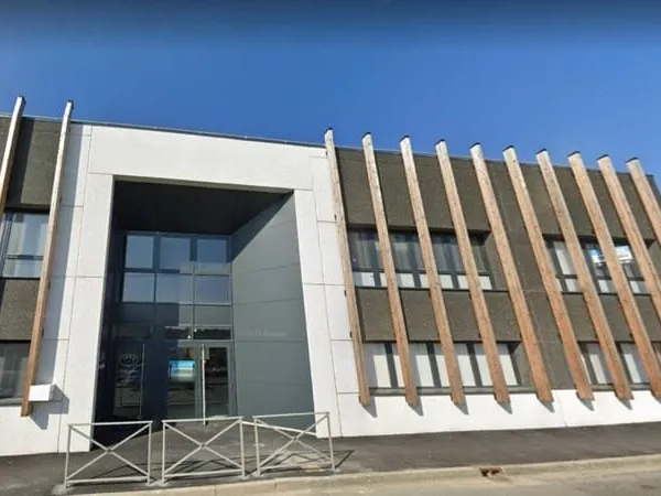 Bureaux 750 m²