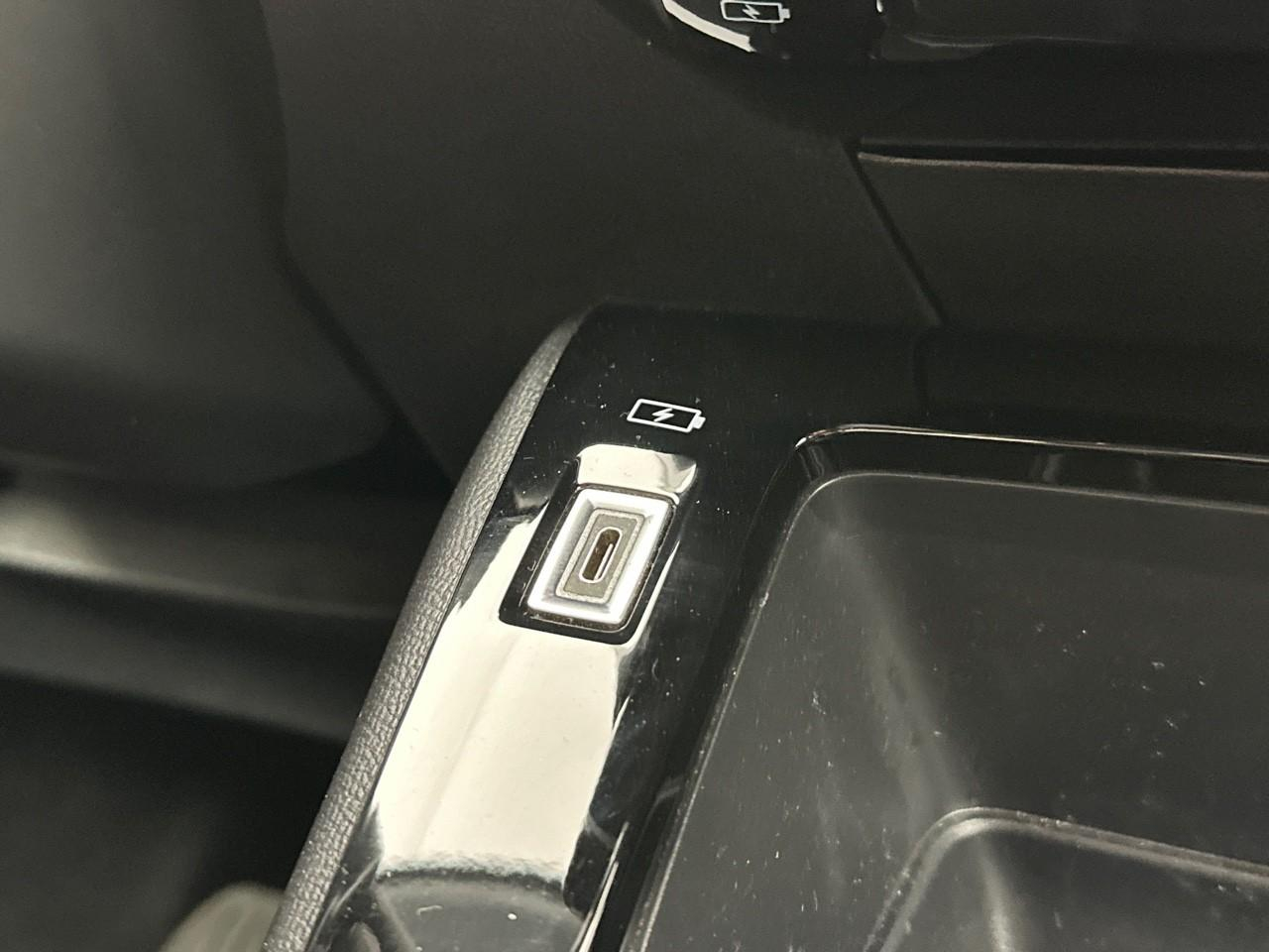 Peugeot 208 puretech 100 s&s bvm6 style — photo 27