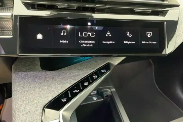 Peugeot 3008 hybrid 136 e-dcs6 — photo 16