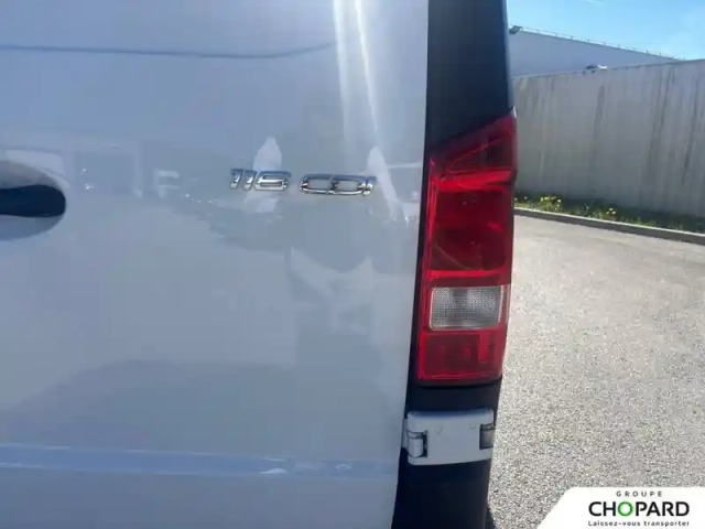 Mercedes Vito fourgon 116 cdi extra long bva rwd — photo 19