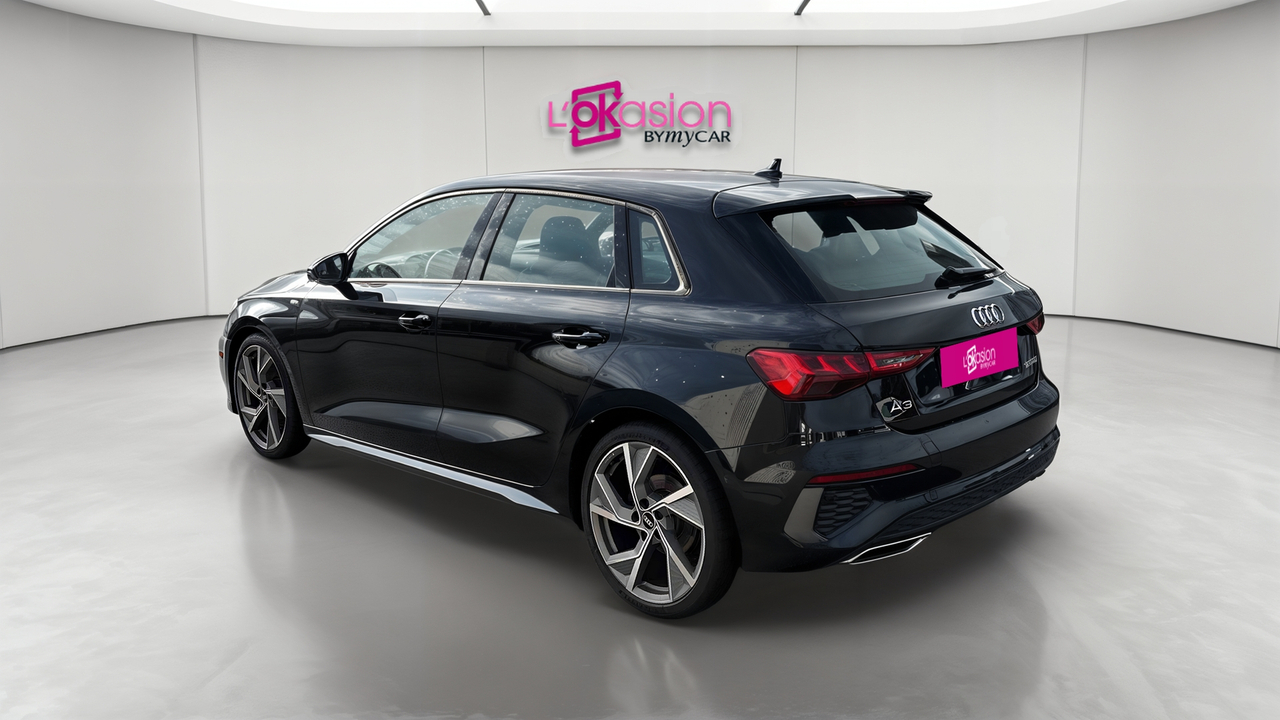 Audi A3 Sportback 35 TFSI Mild Hybrid 150 S tronic 7 — photo 3