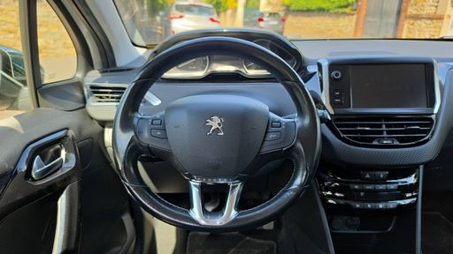 Peugeot 208 1.2 PureTech 82 - Style – 2018 – 60513 km – Essence – Boîte Manuelle — photo 26