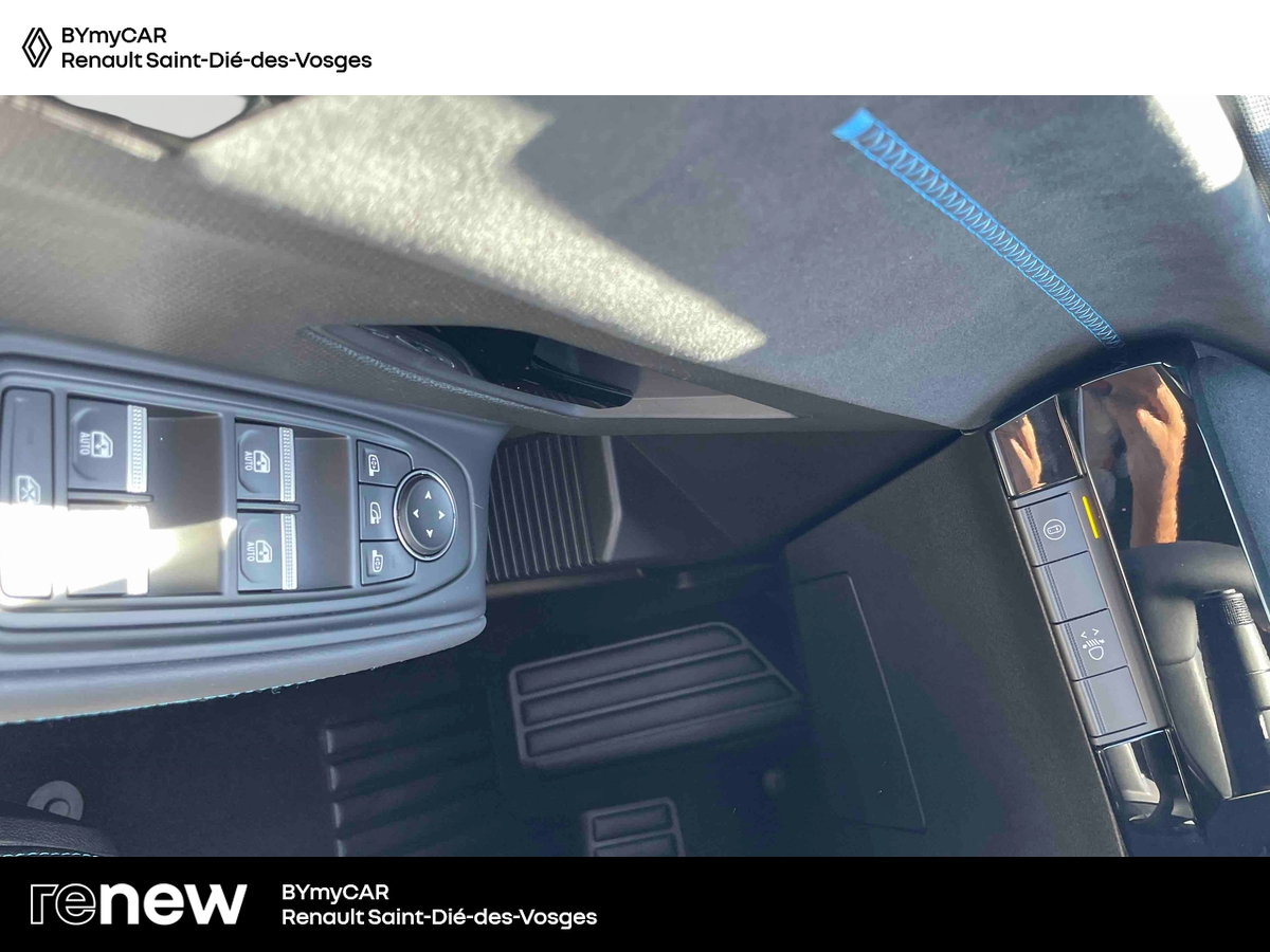 Renault Clio E-Tech full hybrid 160 ch — photo 20
