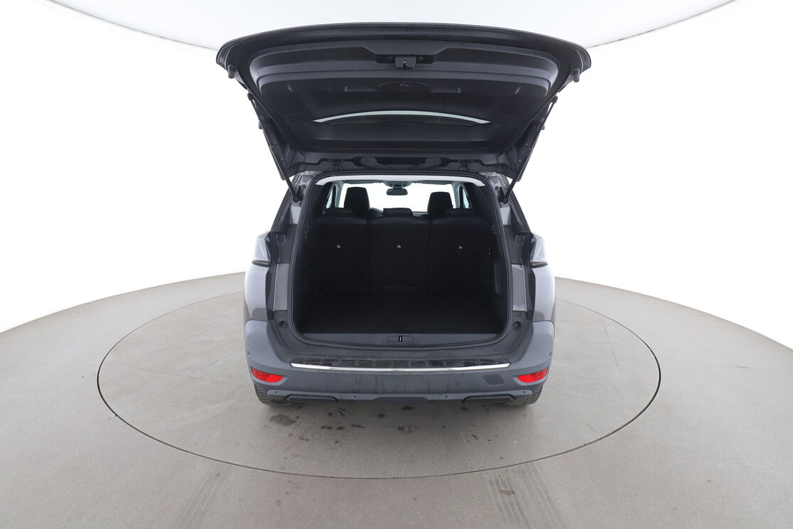 Peugeot 5008 1.5 Blue-HDi Allure Pack EAT8 — photo 15
