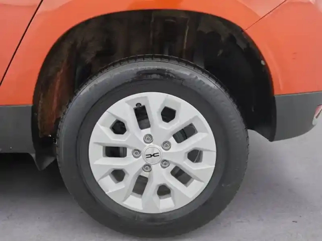 Dacia Duster eco-g 100 4x2 — photo 299