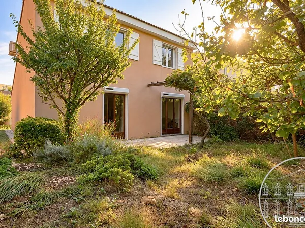 Maison 5 pièces 97 m²