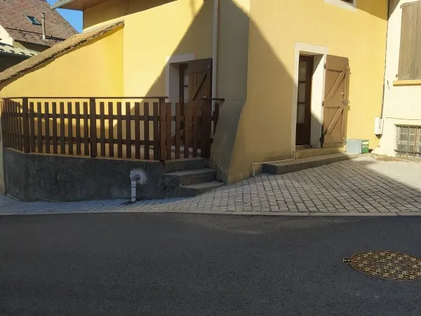 Vends Petite maison de village à St Bonnet en Champsaur 05500 - 2 pieces 62m²