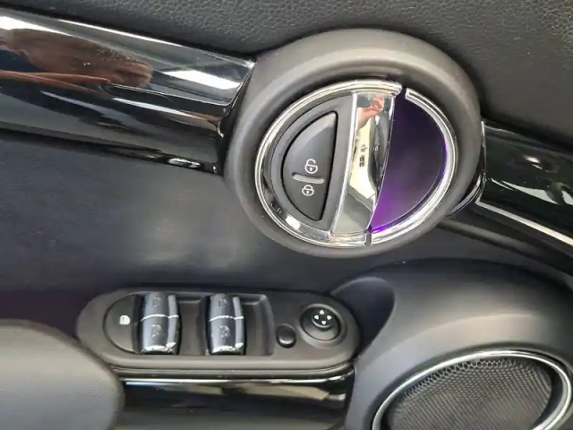 Mini Mini hatch 5 portes cooper 136 ch — photo 30