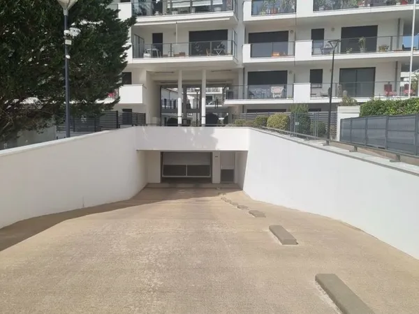 T2 proche 400 m de la plage centre ville Royan