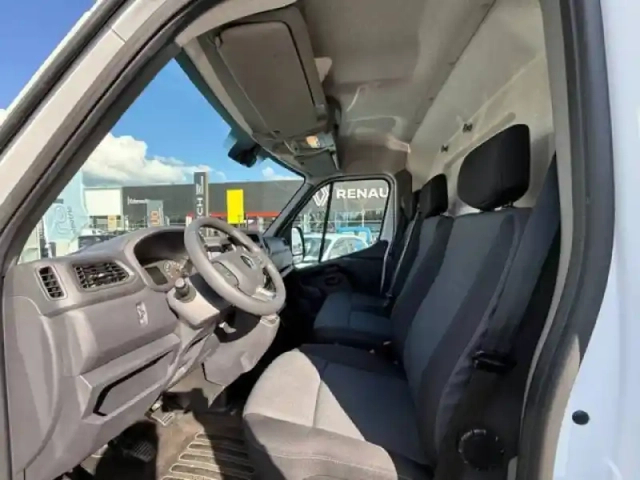 Renault Master fgn trac f3500 l3h3 blue dci 135 — photo 50