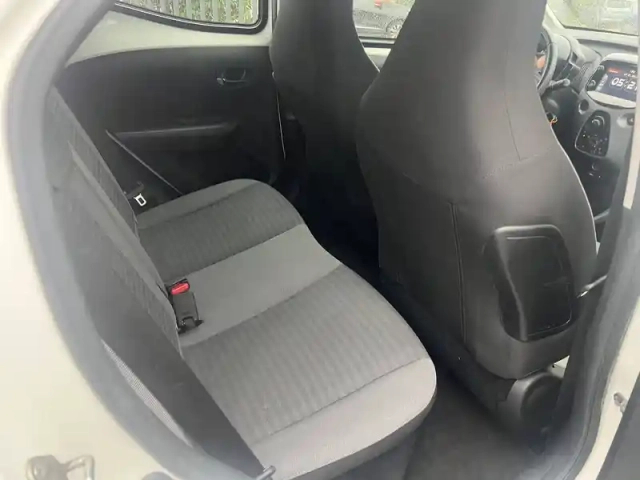 Toyota Aygo 1.0 vvt-i — photo 16