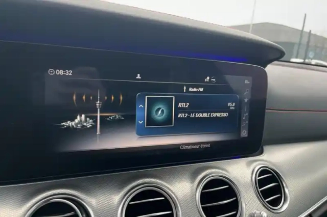 Mercedes Classe E break 53 eqboost 9g-tronic 4-matic+ — photo 85