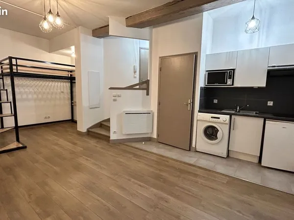 Studio 1 pièce 32 m²