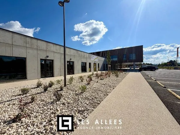 Bureaux 150 m²