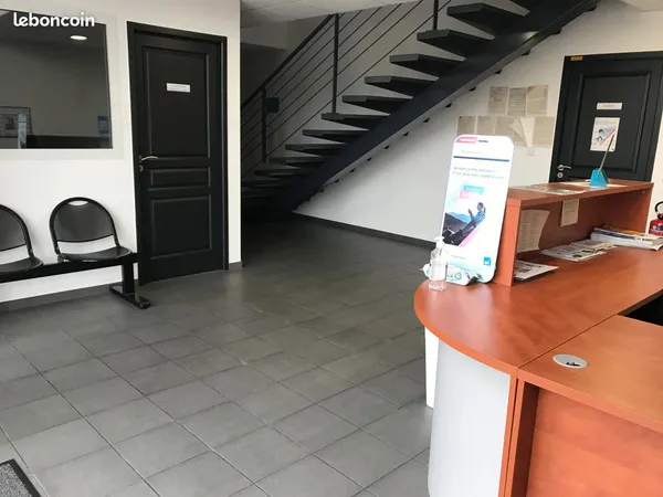 Location Bureaux 220m²