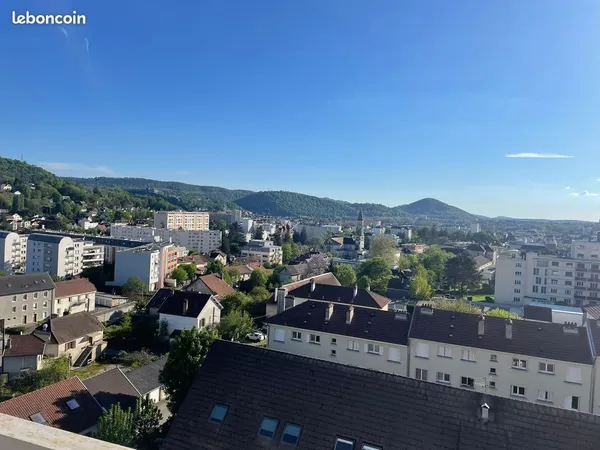 Magnifique T3 quartier Chaprais avec vue Citadelle