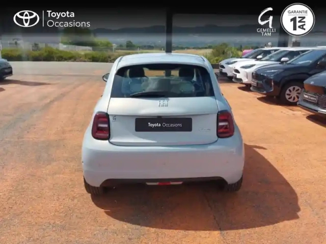Fiat 500 e 118ch la prima by bocelli — photo 4