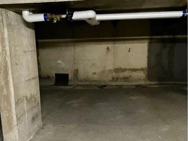 Place de parking intérieure à louer