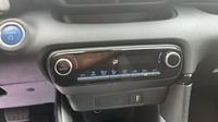Toyota Yaris 116h Dynamic 5p MY22 — photo 18