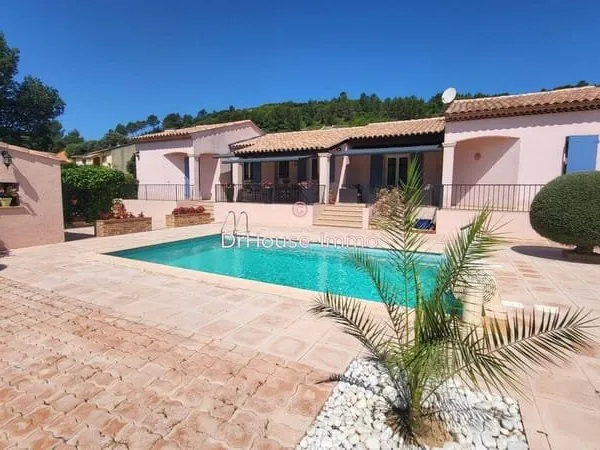 Maison de plain-pied 5 pièces 155 m²