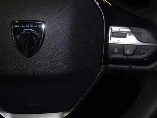 Peugeot 308 1.2 puretech 110ch s&amp;s active pack — photo 15