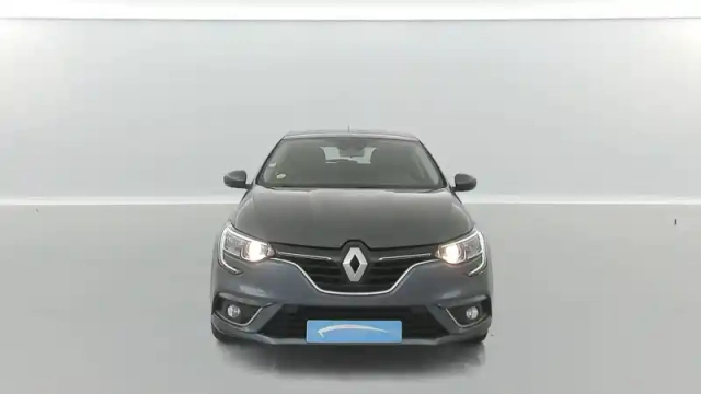 Renault Megane mégane iv berline blue dci 115 — photo 16