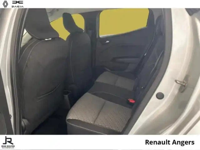 Renault Clio 1.5 blue dci 100ch evolution — photo 19