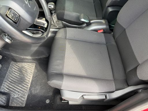 Citroen C3 Aircross 1.2 PureTech 130 - Shine Business – 2018 – 110761 km – Essence – Boîte Manuelle — photo 15