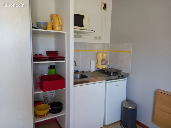 Studio 18 m2 rue charcot 45 000 euros