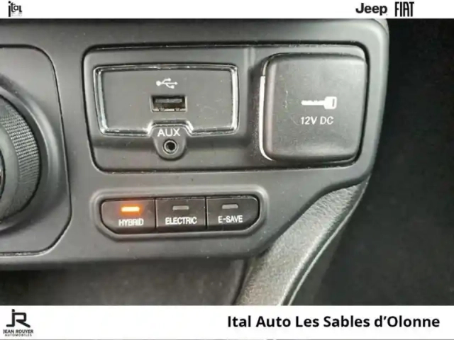 Jeep Renegade 1.3 turbo t4 190ch 4xe longitude summer edition at6 — photo 14