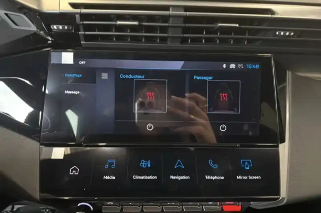 Peugeot 308 phev 180 e-eat8 — photo 90