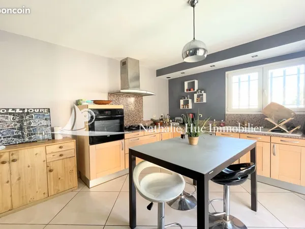 Maison 4 pièces 146 m²