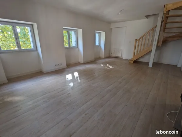 T4 duplex avec climatisation et garage